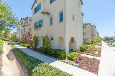 MUST SEE! TURNKEY SAN PEDRO CORNER LOT HOME! This Upgraded Home - photo 3