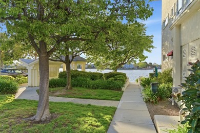 Beautifully updated 2 bd/2 ba condo in the desirable Redwood - photo 29