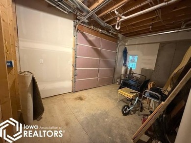 Welcome to luxury lake living! Built in 2021, this stunning - photo 32