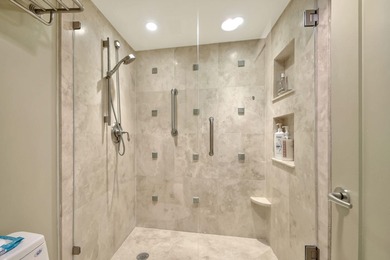 ***RARELY ON THE MARKET***STUNNING 2 BEDROOM, 2 BATHROOM - photo 34
