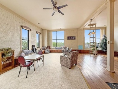 Welcome to a rare opportunity in downtown Higginsville--a