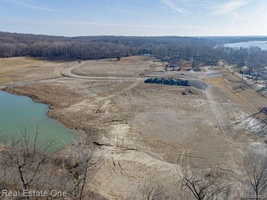 Oxbow Lake - Oakland County Acreage For Sale in White Lake Michigan