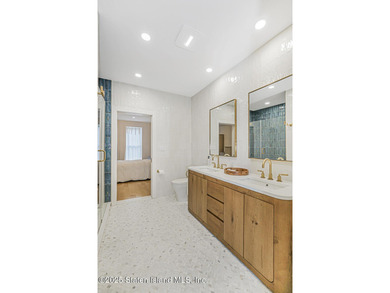 Welcome to 645 Carroll Street! This stunning and impeccably - photo 12