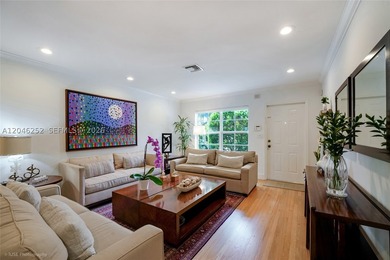 Completely remodeled 3/2 Coral Gables home on charming Catalonia - photo 14