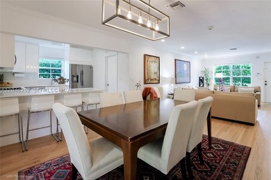 Completely remodeled 3/2 Coral Gables home on charming Catalonia - photo 17