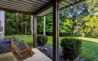 Escape to your own private retreat just minutes from Lake - photo 27