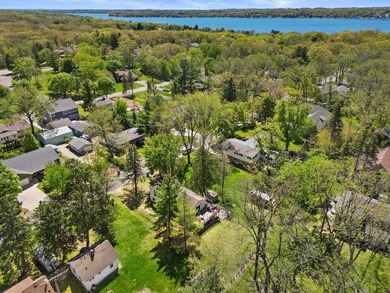Located in coveted Knollwood Association with access to one of - photo 3