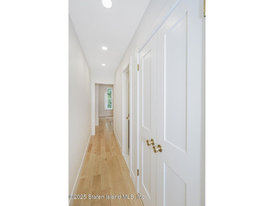 Welcome to 645 Carroll Street! This stunning and impeccably - photo 34
