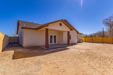 Stunning brand new Spanish Modern construction located in a - photo 34