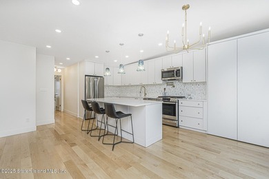 Welcome to 645 Carroll Street! This stunning and impeccably - photo 43