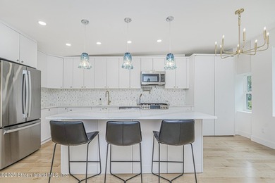 Welcome to 645 Carroll Street! This stunning and impeccably - photo 45