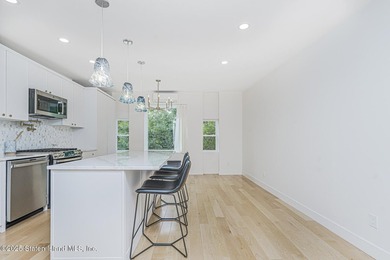 Welcome to 645 Carroll Street! This stunning and impeccably - photo 47
