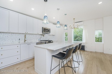 Welcome to 645 Carroll Street! This stunning and impeccably - photo 48