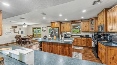 Welcome to 20+ acres of peaceful country living where luxury - photo 4