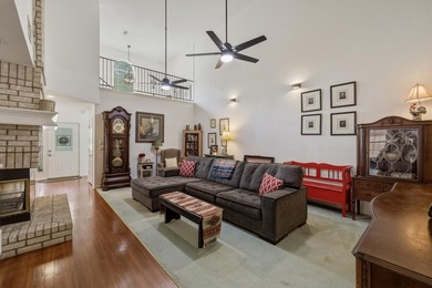This beautiful maintained 2-bedrom, 2.5 bath home with a 2-car - photo 8