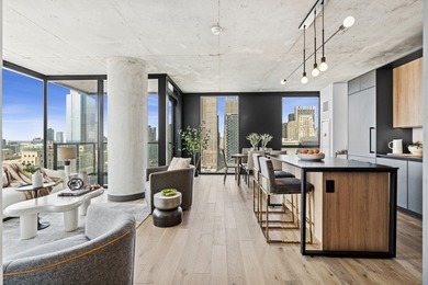 Stunning City and River Views - Experience sophisticated urban