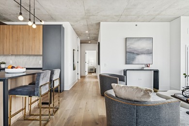 Stunning City and River Views - Experience sophisticated urban