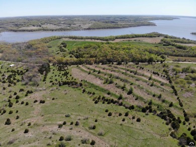 Lake Acreage For Sale in Berryton, Kansas