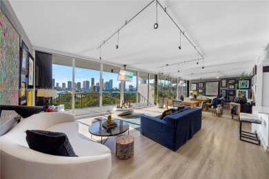 MODERN INDUSTRIAL DESIGN DUPLEX WITH BREATHTAKING MIAMI SUNSET