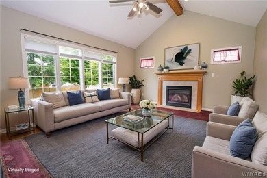 Welcome to 45 Sunset Creek Drive in West Seneca! This spacious - photo 15