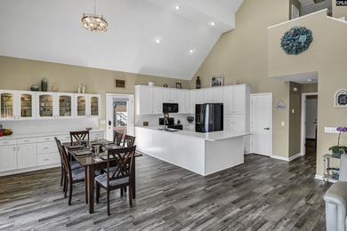 Rare find: Lake Murray waterfront living with big water, big - photo 15