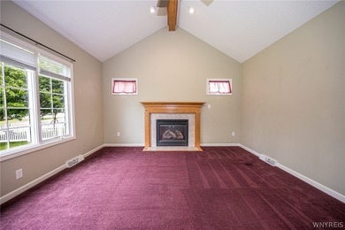 Welcome to 45 Sunset Creek Drive in West Seneca! This spacious - photo 16