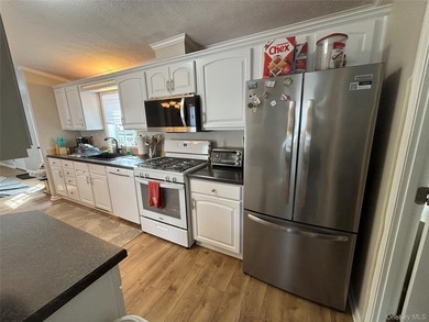 Welcome to Glenwood Village a 55 & Over Manufactured Home - photo 20