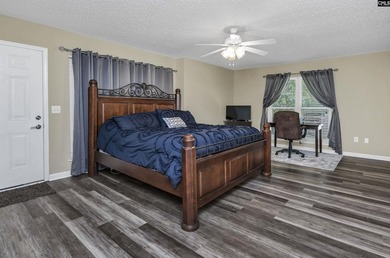 Rare find: Lake Murray waterfront living with big water, big - photo 21