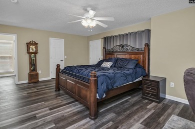Rare find: Lake Murray waterfront living with big water, big - photo 22