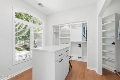 Ooo la la! Newly Renovated, Open Concept and a SHOW STOPPER! - photo 28