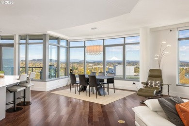 Experience penthouse living in the John Ross with this fully - photo 11