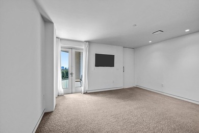 A rare opportunity to own an entire floor in one of Banker's - photo 16