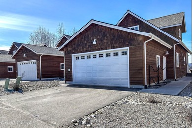 Stunning views are yours in this upscale Dover Bay bungalow - photo 4