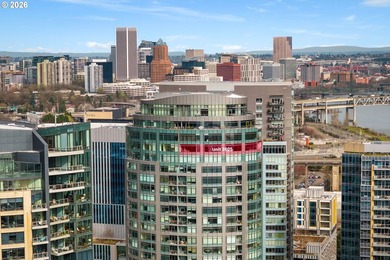 Experience penthouse living in the John Ross with this fully - photo 40