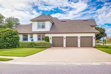 Welcome to 7535 Reflections Lake Drive -- a custom-built Parade - photo 4