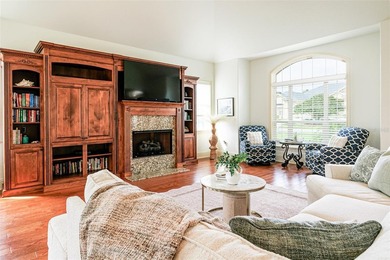 Welcome to 7535 Reflections Lake Drive -- a custom-built Parade - photo 8