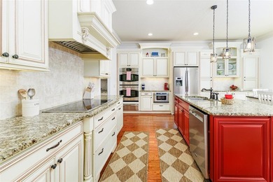 Welcome to 7535 Reflections Lake Drive -- a custom-built Parade - photo 9