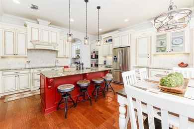 Welcome to 7535 Reflections Lake Drive -- a custom-built Parade - photo 10