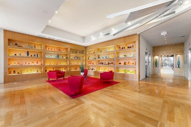 Fully renovated 11th-floor 2BR/2BA condo with stunning southeast - photo 5