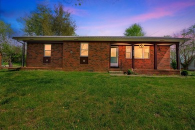Cumberland River - Cumberland County Home For Sale in Burkesville Kentucky