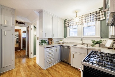 Welcome to 98 Wimbledon Road, where timeless architecture - photo 15