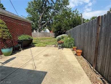 Welcome to this beautiful move-in-ready 3 bedroom 2 bath 1761 sq - photo 19