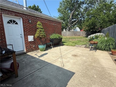 Welcome to this beautiful move-in-ready 3 bedroom 2 bath 1761 sq - photo 20