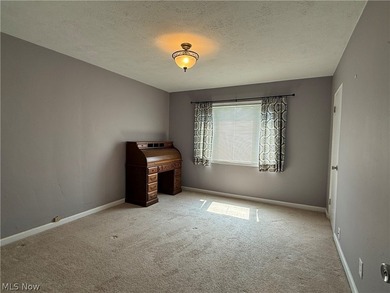 Welcome to this beautiful move-in-ready 3 bedroom 2 bath 1761 sq - photo 23