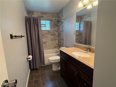 Welcome to this beautiful move-in-ready 3 bedroom 2 bath 1761 sq - photo 28