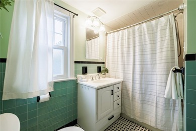 Welcome to 98 Wimbledon Road, where timeless architecture - photo 29