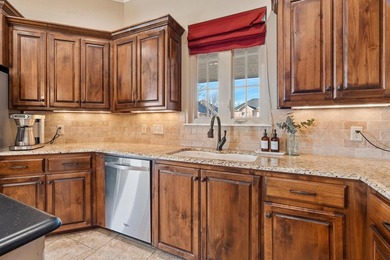 Fabulous floor plan in the highly desirable Hunsley Hills - photo 10
