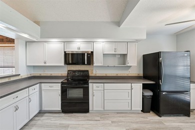 One or more photo(s) has been virtually staged. NEW PRICE ALERT - photo 5