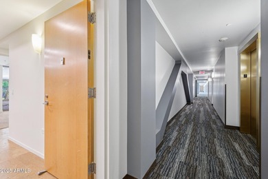 Welcome to this lovely interior facing Optima Camelview 2