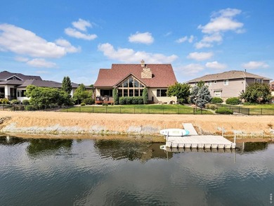 Don't miss the lifestyle video. Experience the art of lakefront - photo 2